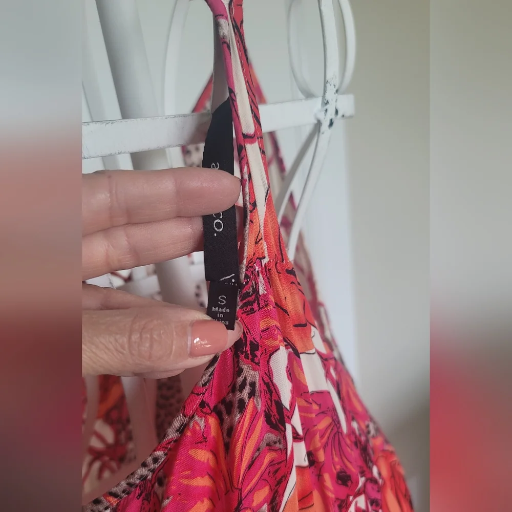 Dress - Picture 6 of 6